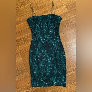 Windsor Green Sequin Dress. Size medium. Excellent condition.